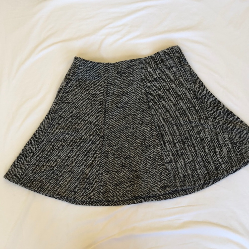 NWT! Black and white knit skirt